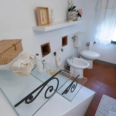 Apartment La Colombaia Massa e Cozzile
