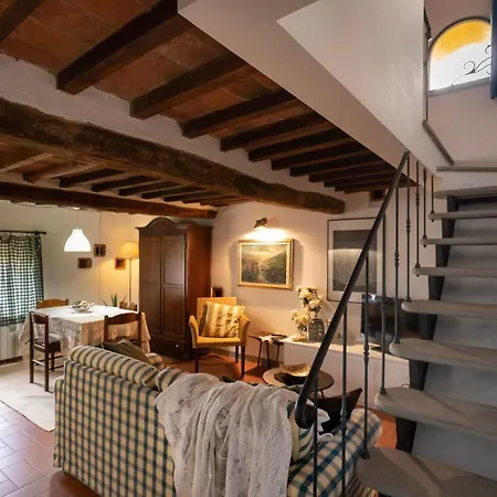 La Colombaia Apartment *